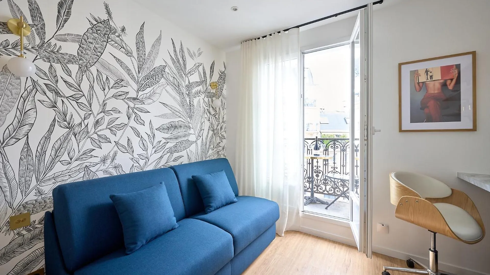 Apartamento Design Equipe Avec Balcon